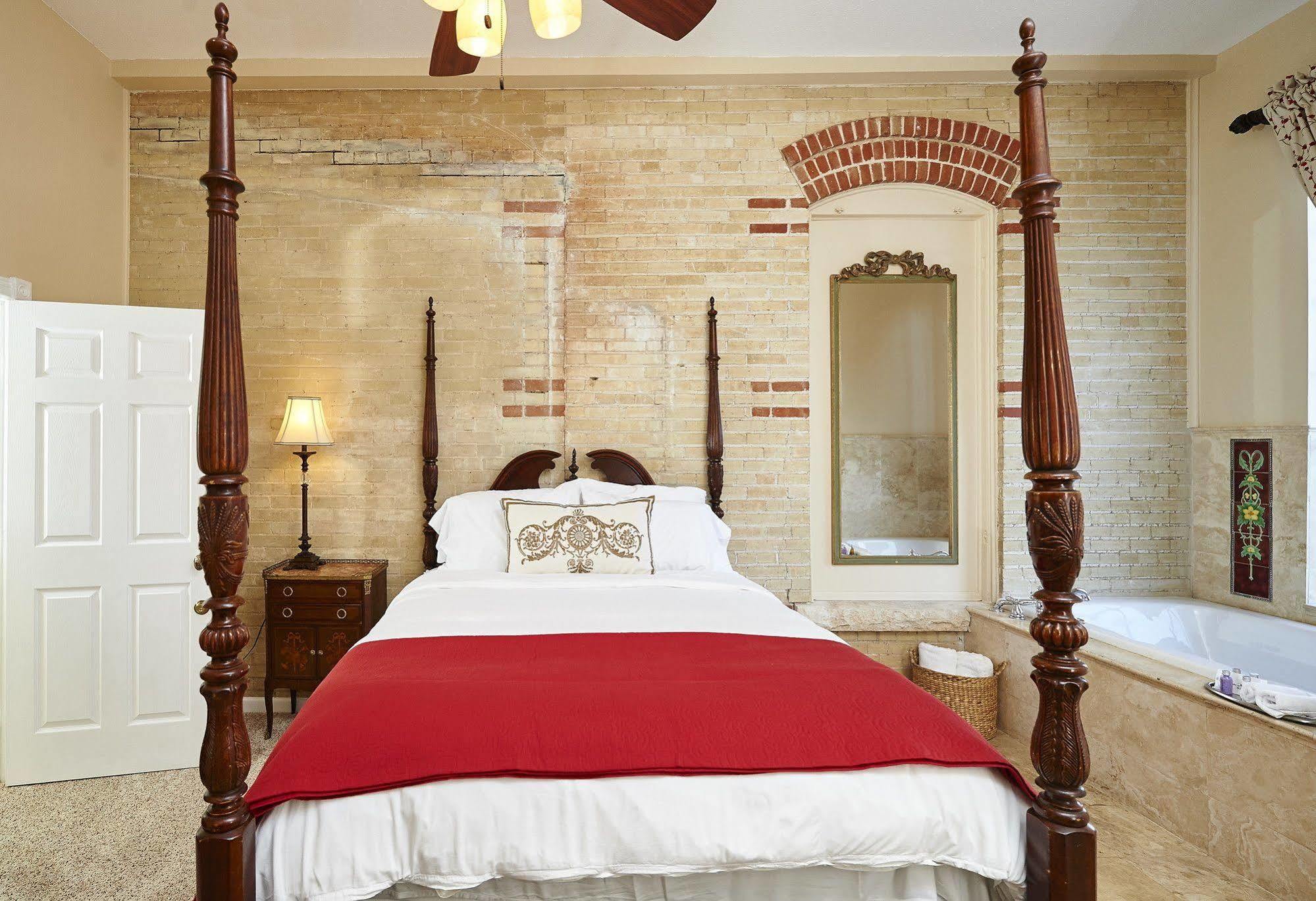 Mosheim Mansion Bed & Breakfast ซิกีน ภายนอก รูปภาพ